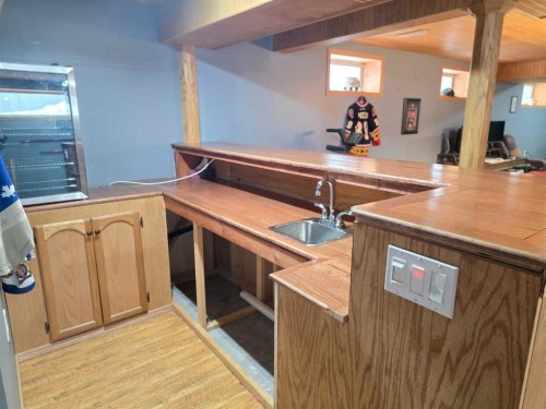 58 Pinnacle Crossing, Grande Prairie, AB - Indoor Photo Showing Other Room