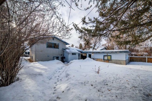 10226 111 Avenue, Grande Prairie, AB - Outdoor