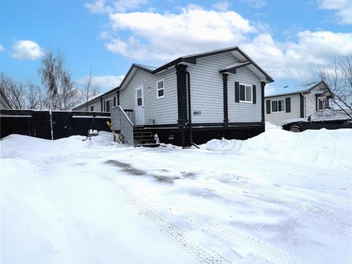 8907 85 Avenue  Grande Prairie, AB T8X 0A8