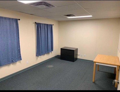 301 3Rd Avenue West, Beaverlodge, AB 