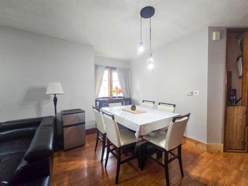 4704 47 Avenue, Spirit River, AB - Indoor Photo Showing Dining Room