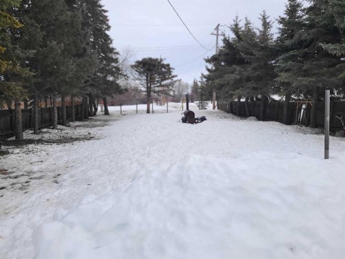 5217 50 Street, Eaglesham, AB - Outdoor