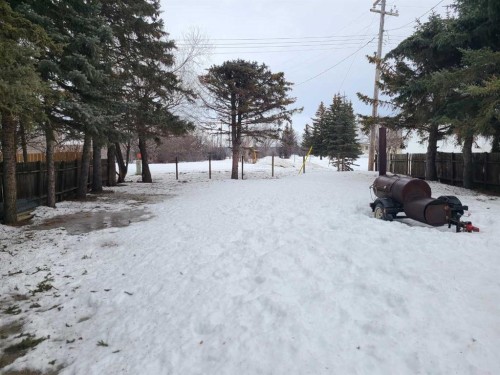 5217 50 Street, Eaglesham, AB - Outdoor