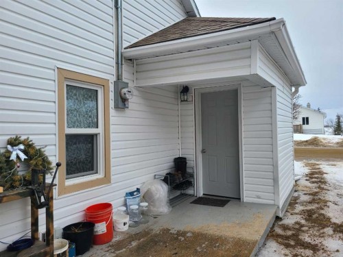 5217 50 Street, Eaglesham, AB - Outdoor With Exterior