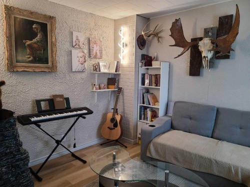 5217 50 Street, Eaglesham, AB - Indoor