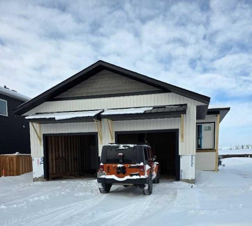 11314 O’Brien Lake Drive  Grande Prairie, AB T8W 0L8