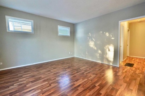 10509 101 Street, Peace River, AB - Indoor Photo Showing Other Room