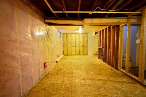 10509 101 Street, Peace River, AB - Indoor Photo Showing Basement