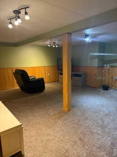 11510 Manning, Grande Cache, AB - Indoor Photo Showing Other Room