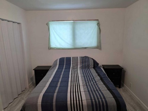 114 3 Avenue, Mclennan, AB - Indoor Photo Showing Bedroom