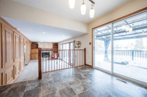 9818 75 Avenue, Grande Prairie, AB - Indoor Photo Showing Other Room