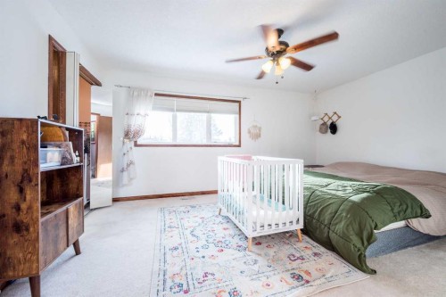 9818 75 Avenue, Grande Prairie, AB - Indoor Photo Showing Bedroom
