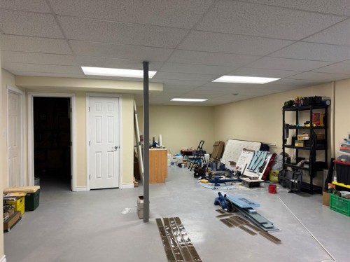 11404 105 Avenue, Fairview, AB - Indoor