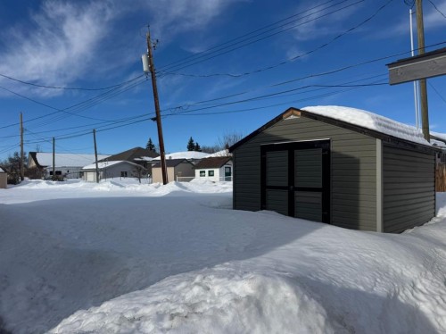 11404 105 Avenue, Fairview, AB - Outdoor