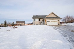 1105 Stacey Drive  Beaverlodge, AB T0H 0C0
