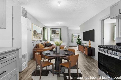 10320 105 Avenue, Hythe, AB - Indoor