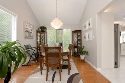 711044 Range Road 55, Grande Prairie, AB - Indoor Photo Showing Dining Room
