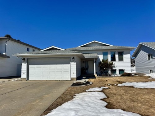 11608 106 Avenue, Fairview, AB - Outdoor