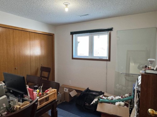 11608 106 Avenue, Fairview, AB - Indoor