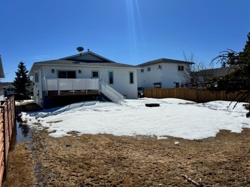 11608 106 Avenue, Fairview, AB - Outdoor