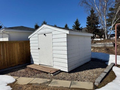11608 106 Avenue, Fairview, AB - Outdoor With Exterior