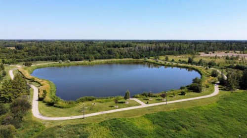 8833 60 Avenue, Grande Prairie, AB 