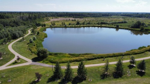 8833 60 Avenue, Grande Prairie, AB 