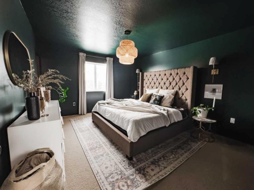 9606 107, La Crete, AB - Indoor Photo Showing Bedroom