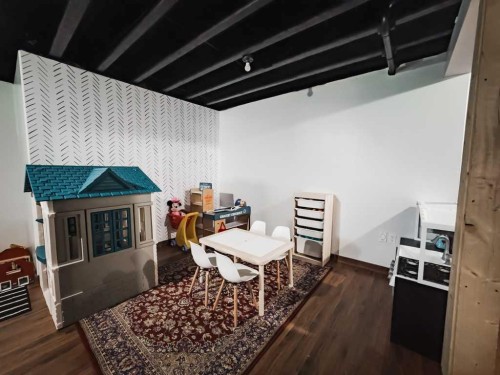 9606 107, La Crete, AB - Indoor