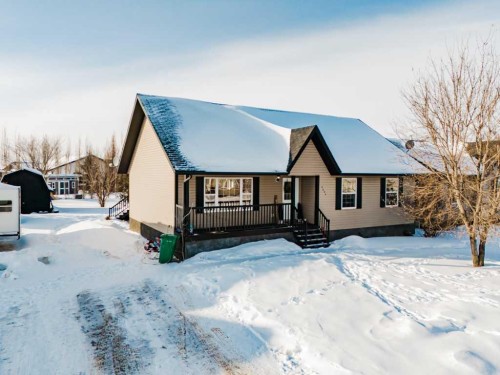 9606 107, La Crete, AB - Outdoor