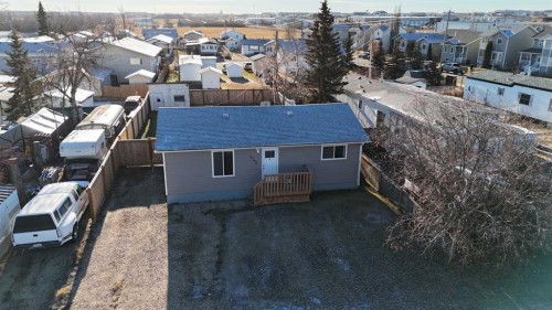 9709 102 Avenue, Clairmont, AB - Outdoor
