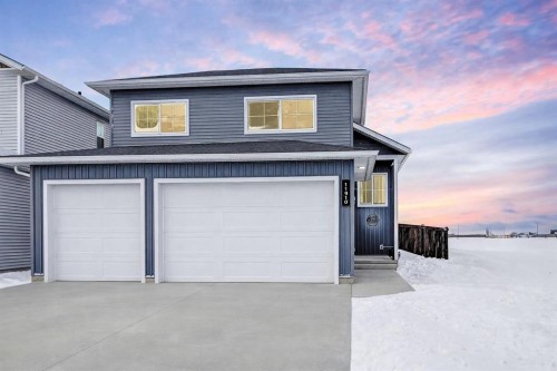 11910 81 Avenue  Grande Prairie, AB T8W 0M7