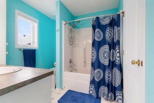 11926 105A Street, Grande Prairie, AB - Indoor Photo Showing Bathroom