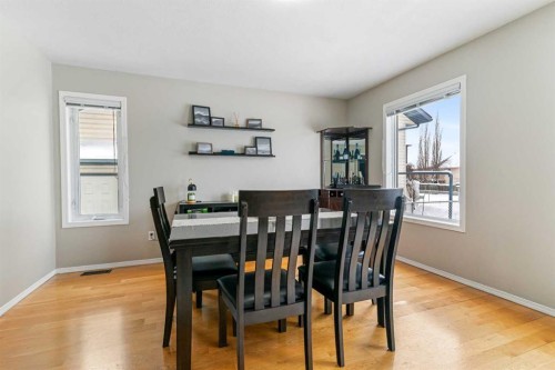 11926 105A Street, Grande Prairie, AB - Indoor Photo Showing Dining Room