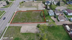 10002 94 Avenue  Grande Prairie, AB T8V 0K5