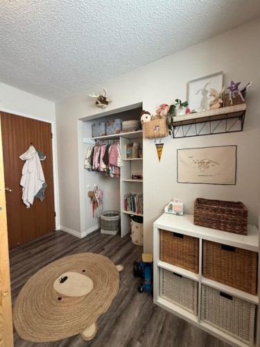 5808 47Th Street, High Prairie, AB - Indoor Photo Showing Other Room