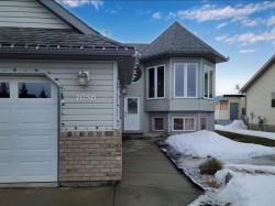 1056 10 Street  Beaverlodge, AB T0H 0C0