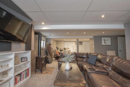 7610 106A Street, Grande Prairie, AB - Indoor Photo Showing Other Room