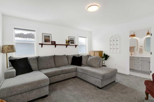 12018 83 Avenue, Grande Prairie, AB - Indoor Photo Showing Living Room