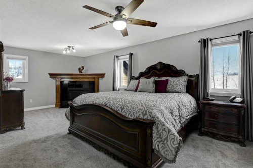 7725 67 Avenue, Rural Grande Prairie No. 1, County Of, AB - Indoor Photo Showing Bedroom
