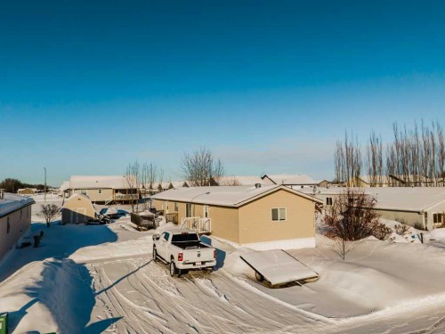 11114 98 Avenue, La Crete, AB - Outdoor