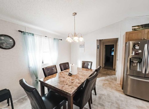 11114 98 Avenue, La Crete, AB - Indoor Photo Showing Other Room