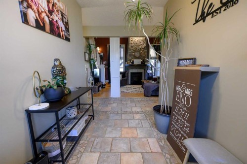 40-712009 Range Road 54 Range, Rural Grande Prairie No. 1, County Of, AB - Indoor Photo Showing Other Room With Fireplace