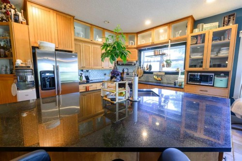 40-712009 Range Road 54 Range, Rural Grande Prairie No. 1, County Of, AB - Indoor Photo Showing Kitchen