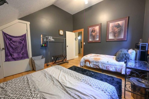 40-712009 Range Road 54 Range, Rural Grande Prairie No. 1, County Of, AB - Indoor Photo Showing Bedroom