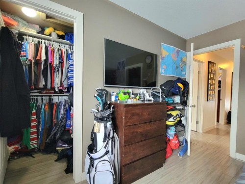 7418 115A Street, Grande Prairie, AB - Indoor