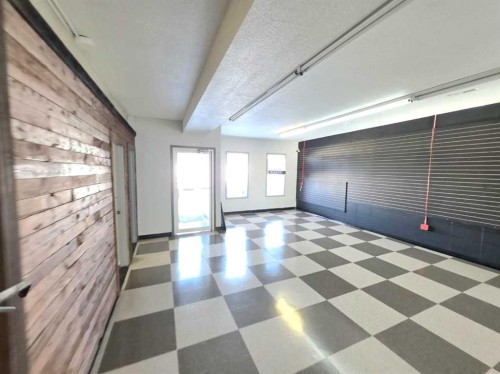 9815 94 Avenue, Peace River, AB 