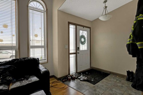9033 93 Avenue, Grande Prairie, AB - Indoor Photo Showing Other Room