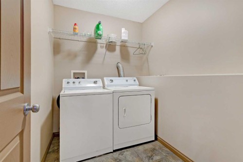 9033 93 Avenue, Grande Prairie, AB - Indoor Photo Showing Laundry Room