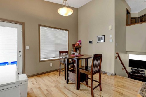 9033 93 Avenue, Grande Prairie, AB - Indoor Photo Showing Dining Room
